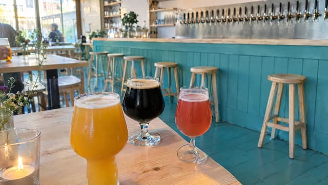 Mikkeller & Friends